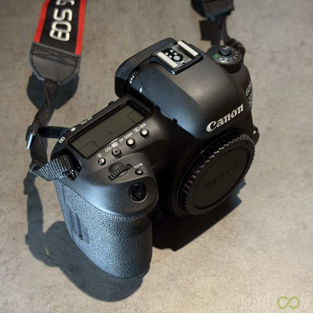 Canon EOS 5D Mark IV (Комиссионка) — детальное фото