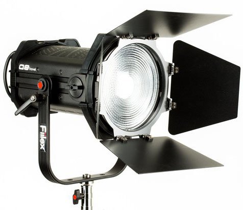Fiilex Q8 Bi-Color LED Fresnel Travel Kit
