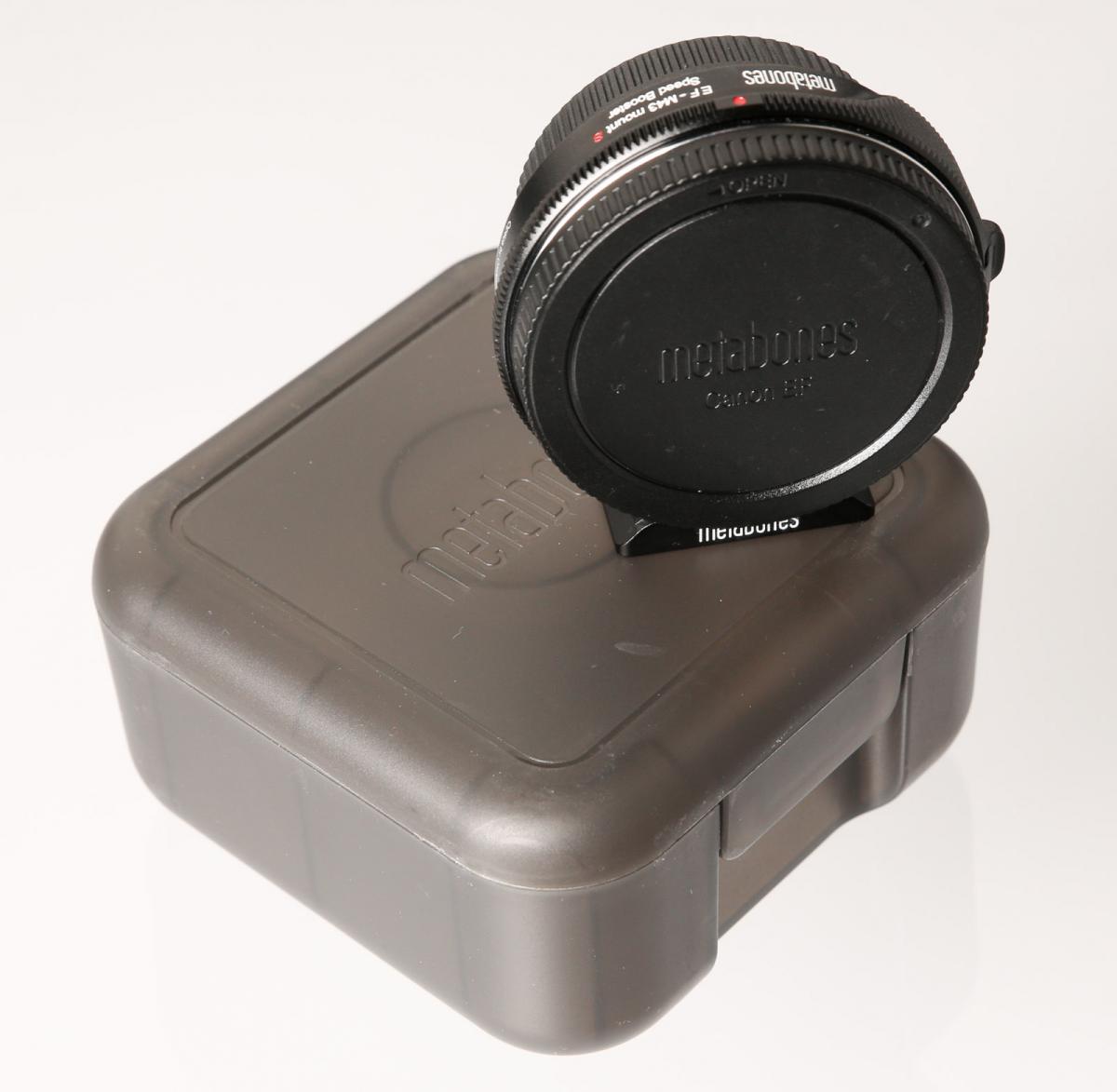Адаптер Metabones SpeedBooster EF to m4/3
