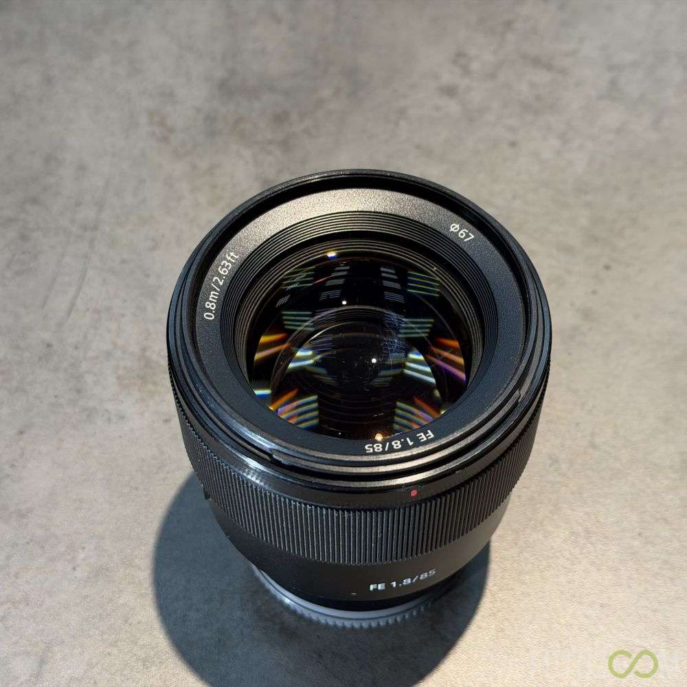 Sony FE 85mm f/1.8 (Комиссионка) — детальное фото