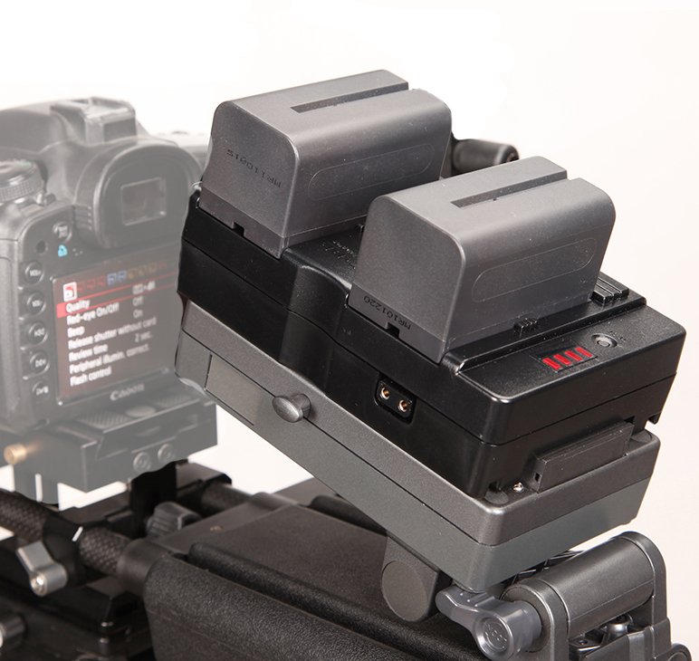 Power Booster + 2x NP-F970 V-Mount