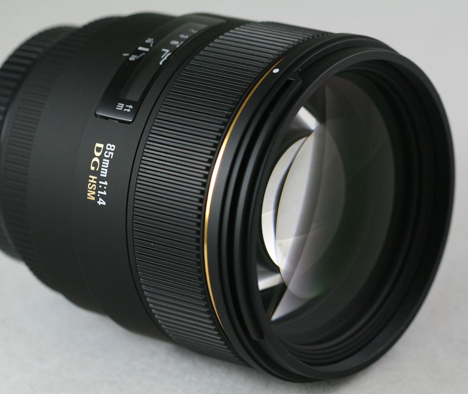 Sigma AF 85mm f/1.4 EX DG HSM Nikon F