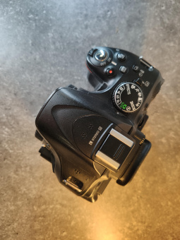 Nikon D5200 kit 18-105mm