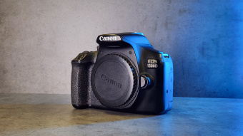 Объектив Canon EOS 1300D Body