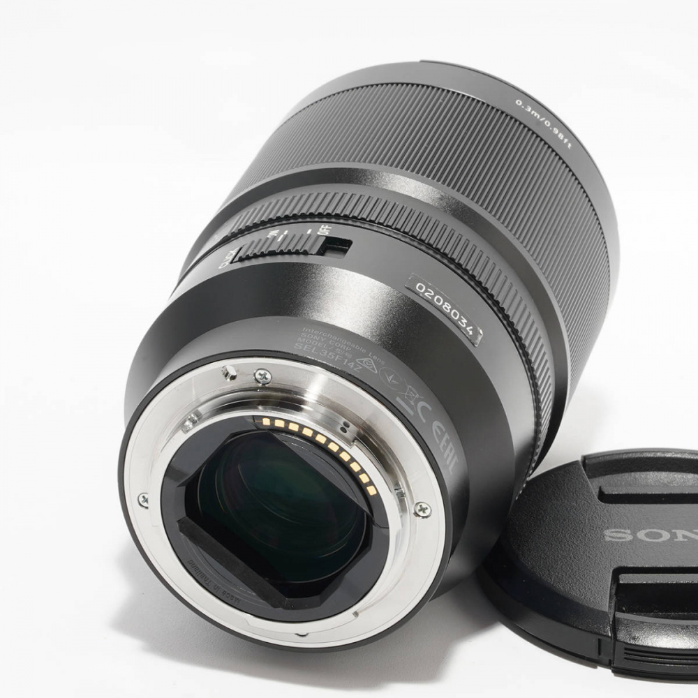 Sony Distagon T* FE 35mm F1.4 ZA E-Mount