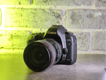 Canon 5D mark II Kit 24-105 f/4