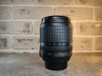 Nikon D5200 kit 18-105mm