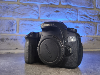 Фотоаппарат Canon eos 60D body